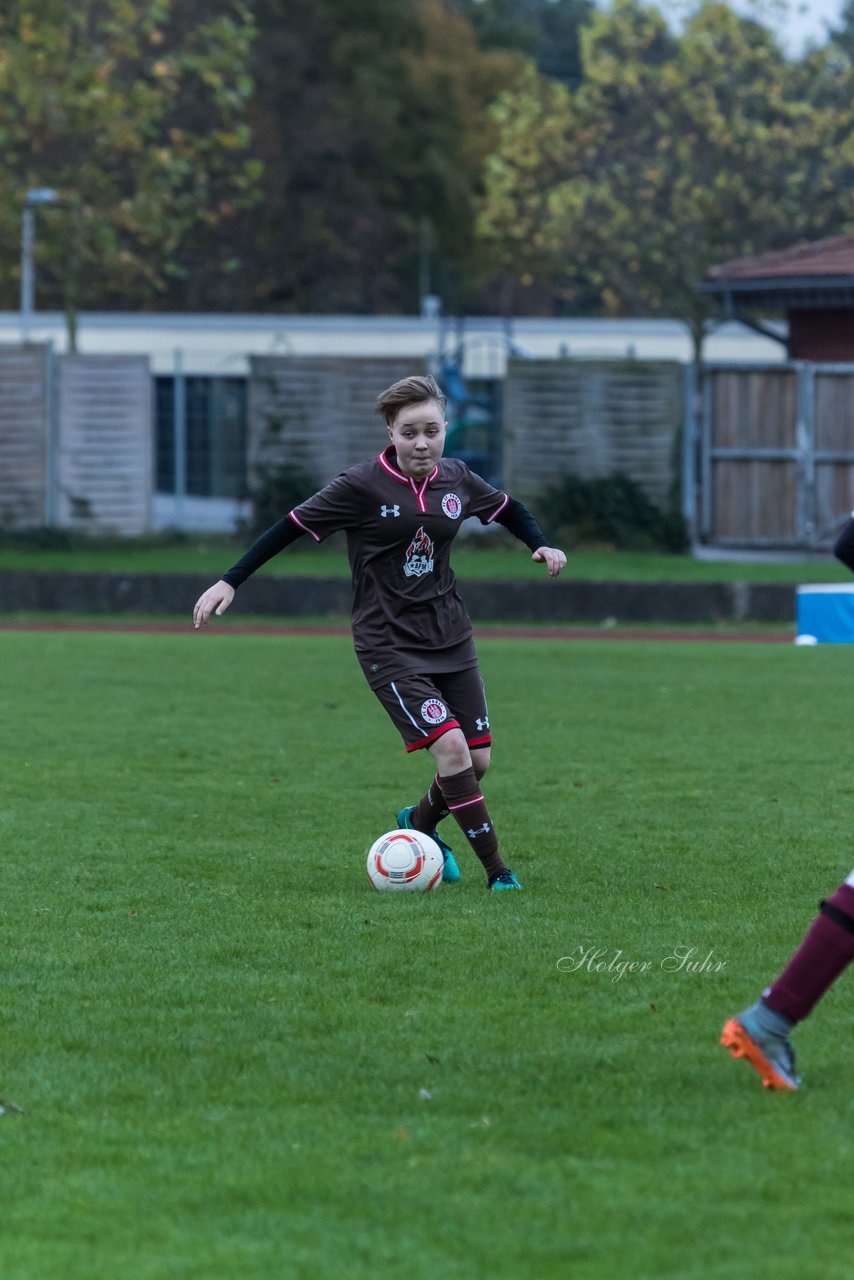 Bild 106 - C-Juniorinnen Halstenbek-Rellingen - St.Pauli : Ergebnis: 0:5